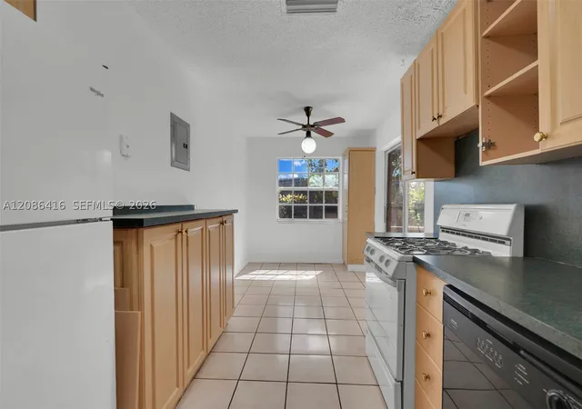 Photo 3 of Single family home for sale at 10780 Nw 29th Court, Sunrise, FL 33322 | MLS# A12086416 | Listing updated on 2026-09-12
