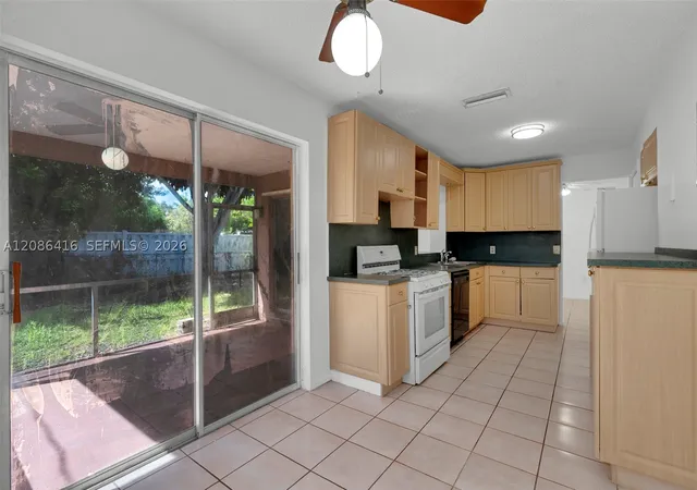 Photo 4 of Single family home for sale at 10780 NW 29th Court, Sunrise, FL 33322 | MLS# A12086416 | Listing updated on 2026-09-12