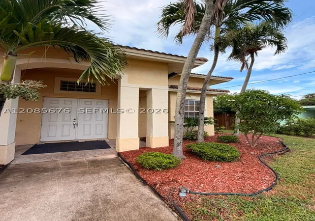 Photo 3 of Single family home for sale at 173 SW 3rd Court, Deerfield Beach, FL 33441 | MLS# A12085676 | Listing updated on 2026-09-10