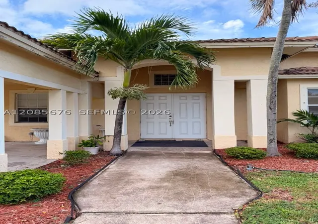 Photo 4 of Single family home for sale at 173 SW 3rd Court, Deerfield Beach, FL 33441 | MLS# A12085676 | Listing updated on 2026-09-10