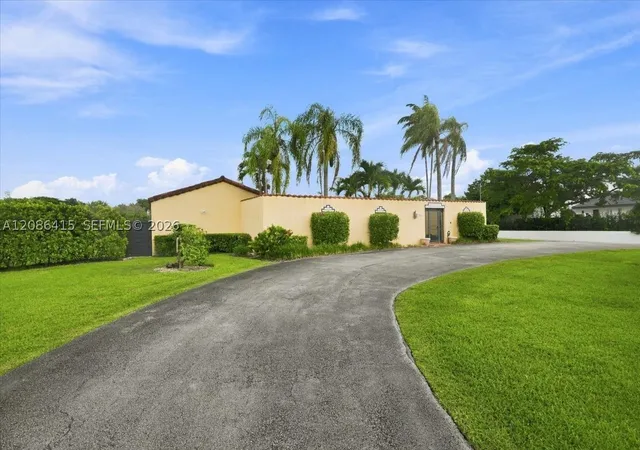 Photo 2 of Sale Pending at 9805 Sw 64th Street, Miami, FL 33173 | MLS# A12086415 | Listing updated on 2026-09-17