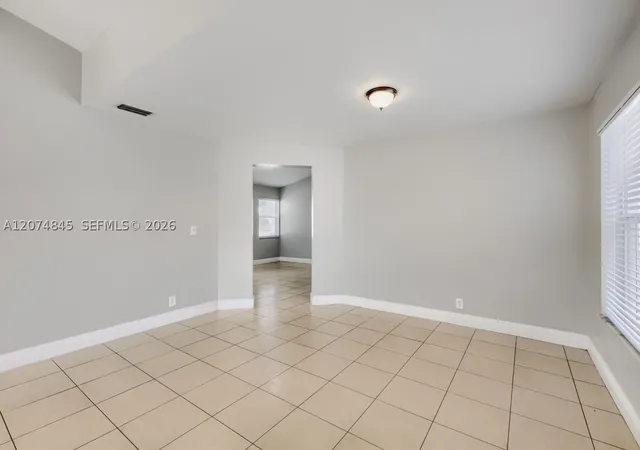Photo 4 of Single family home for sale at 2710 Neaton Ct, Wellington, FL 33414 | MLS# A12074845 | Listing updated on 2026-09-10