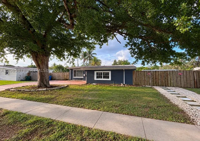Photo 2 of Single family home for sale at 6541 Sw 5th Street, Pembroke Pines, FL 33023 | MLS# A12085878 | Listing updated on 2026-09-11