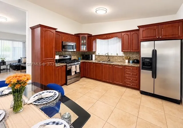 Photo 3 of Single family home for sale at 6541 Sw 5th Street, Pembroke Pines, FL 33023 | MLS# A12085878 | Listing updated on 2026-09-11