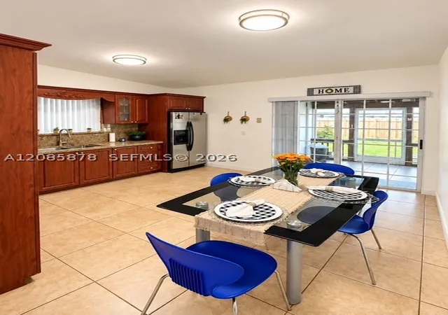 Photo 4 of Single family home for sale at 6541 SW 5th Street, Pembroke Pines, FL 33023 | MLS# A12085878 | Listing updated on 2026-09-11