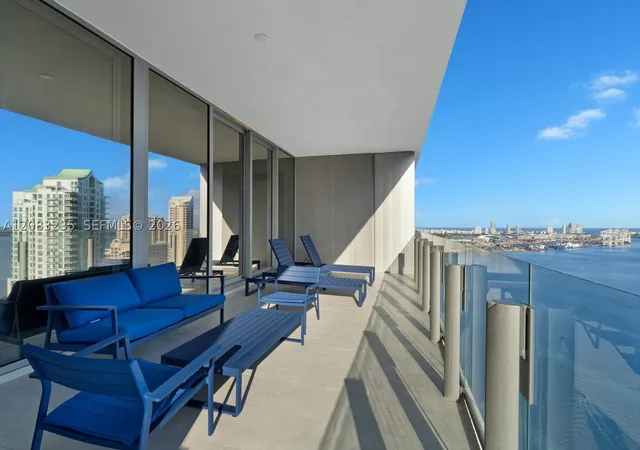 Photo 2 of Condo for sale at 300 Biscayne Blvd Way #3302E, Miami, FL 33131 | MLS# A12083235 | Listing updated on 2026-09-10