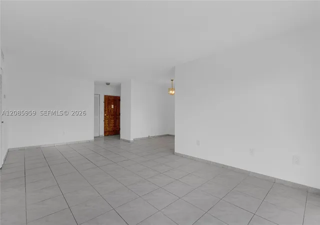 Photo 4 of Condo for sale at 7150 Indian Crk Dr #505, Miami Beach, FL 33141 | MLS# A12085959 | Listing updated on 2026-09-16