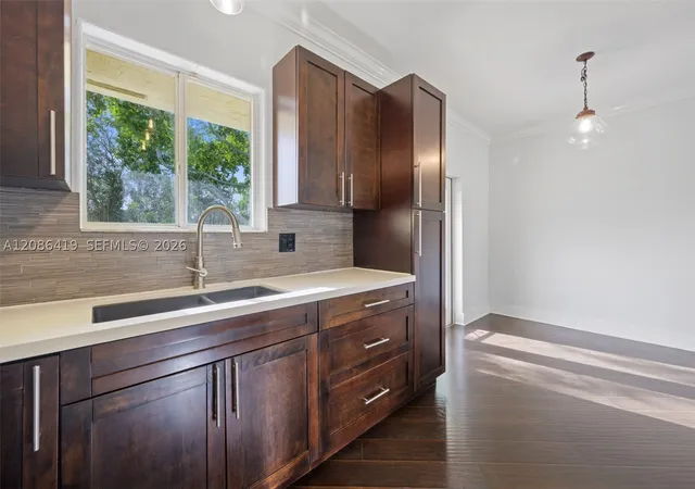 Photo 3 of Condo for sale at 7230 Nw 174th Terrace #204, Hialeah, FL 33015 | MLS# A12086419 | Listing updated on 2026-09-10