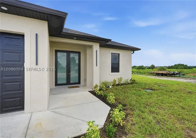 Photo 4 of Single family home for sale at 9014 Lawn Ct, La Belle, FL 33935 | MLS# A12086704 | Listing updated on 2026-09-10
