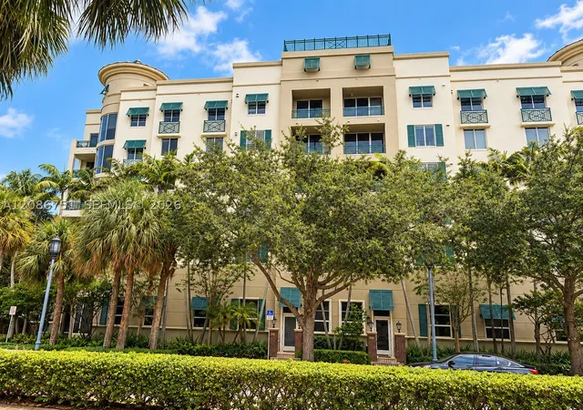 Photo 3 of Condo for sale at 510 Nw 84th Avenue #117, Plantation, FL 33324 | MLS# A12086751 | Listing updated on 2026-09-17