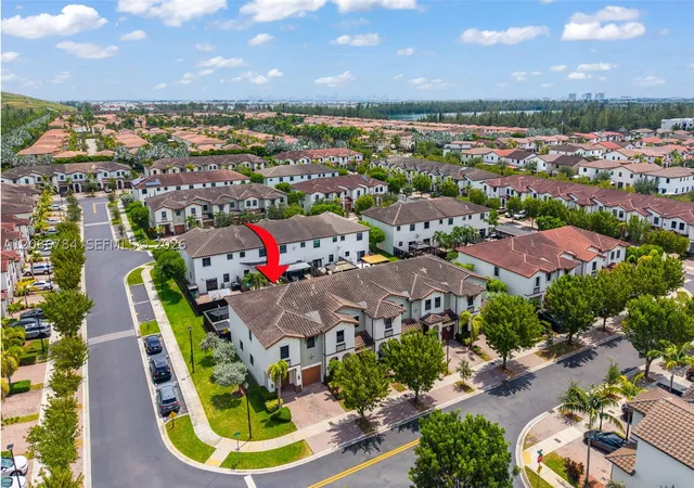 Photo 3 of Townhouse for sale at 8897 Nw 103rd Avenue, Doral, FL 33178 | MLS# A12086784 | Listing updated on 2026-09-10
