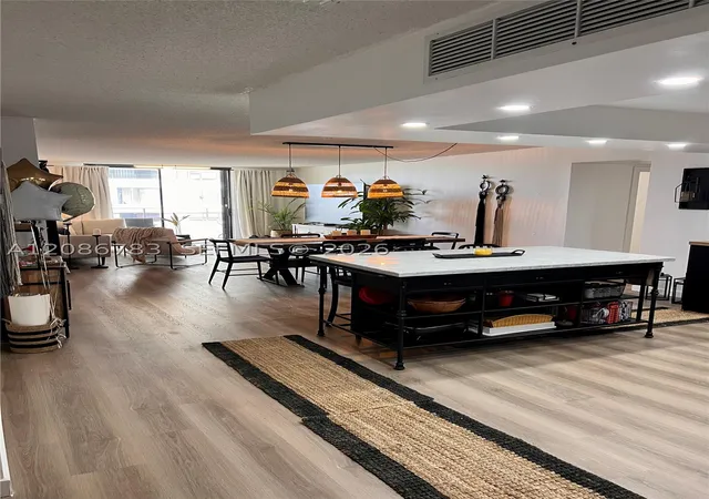 Photo 3 of Sale Pending at 600 Three Islands Blvd #1621, Hallandale Beach, FL 33009 | MLS# A12086783 | Listing updated on 2026-09-22