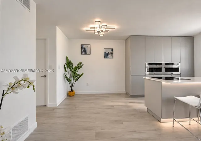 Photo 3 of Condo for sale at 1720 Jefferson St #511, Hollywood, FL 33020 | MLS# A12086805 | Listing updated on 2026-09-10