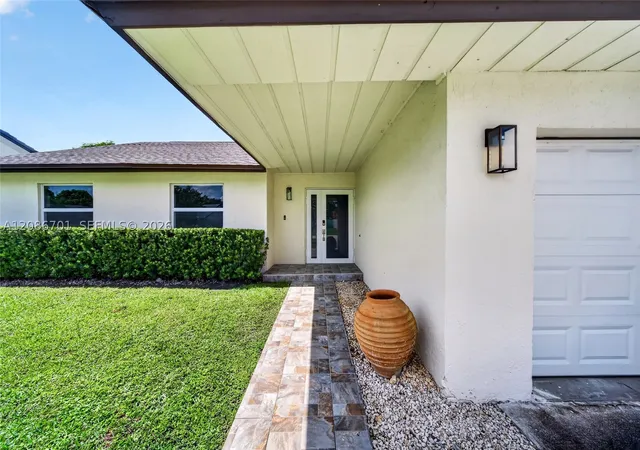 Photo 4 of Sale Pending at 12840 SW 147th Terr Rd, Miami, FL 33186 | MLS# A12086701 | Listing updated on 2026-10-07