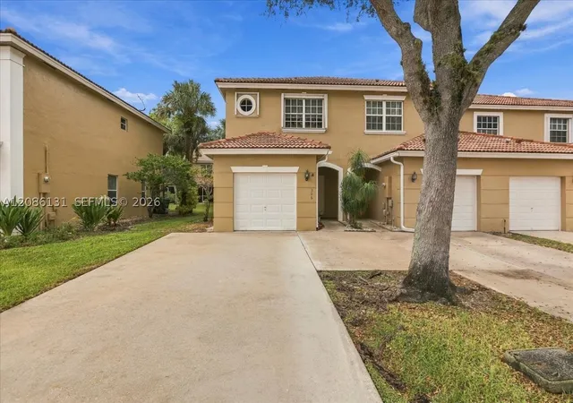 Photo 2 of Townhouse for sale at 306 Sw 120th Avenue, Pembroke Pines, FL 33025 | MLS# A12086131 | Listing updated on 2026-09-12