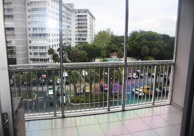 Photo 36 of Condo for sale at 4200 Hillcrest Dr #618, Hollywood, FL 33021 | MLS# A12086984 | Listing updated on 2026-09-29