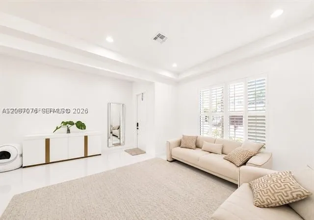 Photo 3 of Single family home for sale at 4587 San Mellina Dr, Coconut Creek, FL 33073 | MLS# A12087076 | Listing updated on 2026-09-11