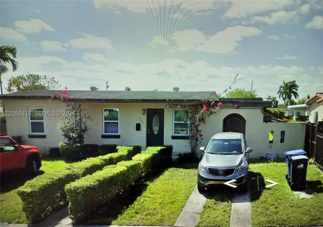Photo 3 of Single family home for sale at 11260 SW 57th Terrace, Miami, FL 33173 | MLS# A12086414 | Listing updated on 2026-09-12