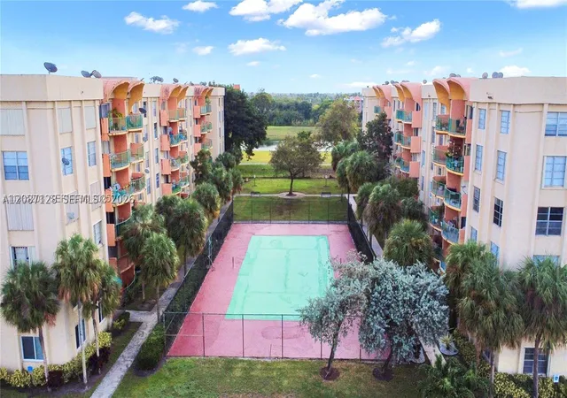 Photo 3 of Condo for sale at 9310 Fontainebleau Blvd #606, Miami, FL 33172 | MLS# A12087128 | Listing updated on 2026-09-11