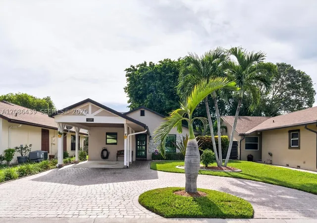 Photo 3 of Single family home for sale at 5609 Sw 97th Terrace, Cooper City, FL 33328 | MLS# A12086439 | Listing updated on 2026-09-11