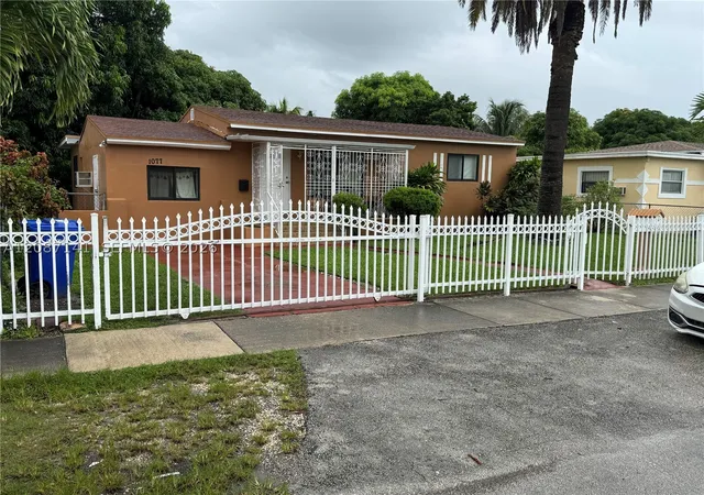 Photo 3 of Single family home for sale at 1077 Ne 157th Terrace, North Miami Beach, FL 33162 | MLS# A12087141 | Listing updated on 2026-09-12