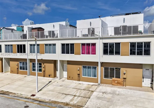 Photo 4 of Townhouse for sale at 25836 SW 139th Path, Homestead, FL 33032 | MLS# A12087152 | Listing updated on 2026-09-13