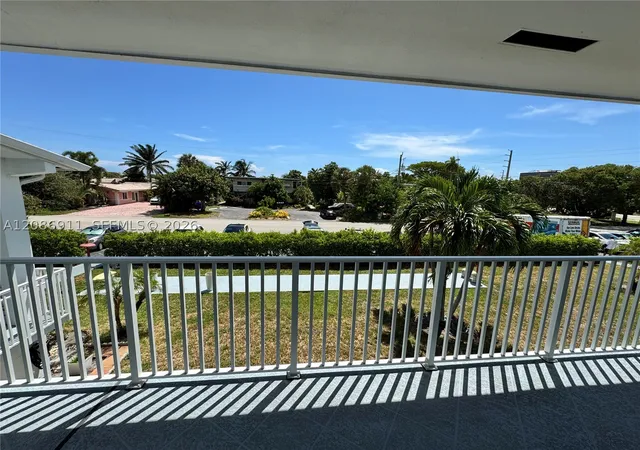 Photo 4 of House for sale at 1401 SE 7th Avenue #15, Pompano Beach, FL 33060 | MLS# A12086911 | Listing updated on 2026-09-11