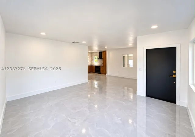 940 NW 67th Street