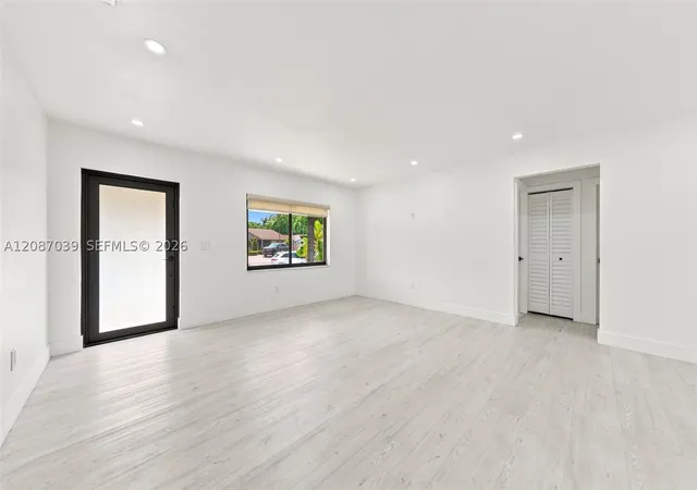 Photo 3 of Single family home for sale at 1707 S Curlew Ln, Homestead, FL 33035 | MLS# A12087039 | Listing updated on 2026-09-11