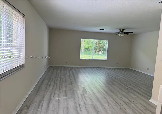 Photo 4 of Single family home for sale at 4550 SE Graham Dr, Stuart, FL 34997 | MLS# A12087345 | Listing updated on 2026-09-12