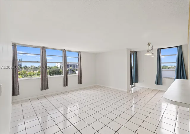 Photo 2 of Condo for sale at 1301 Ne Miami Gdns Dr #505W, Miami, FL 33179 | MLS# A12084612 | Listing updated on 2026-09-20