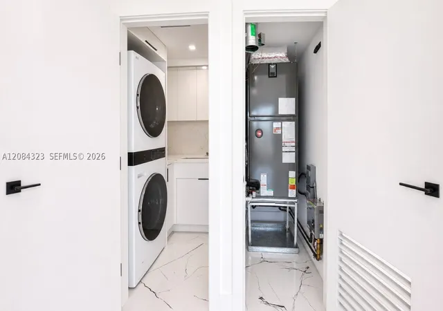 Photo 3 of Single family home for sale at 141 Grassy Rd, Key Largo, FL 33037 | MLS# A12084323 | Listing updated on 2026-09-11