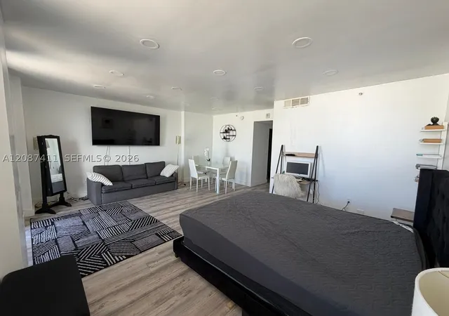 Photo 3 of Condo for sale at 2829 Indian Crk Dr #804, Miami Beach, FL 33140 | MLS# A12087411 | Listing updated on 2026-09-12