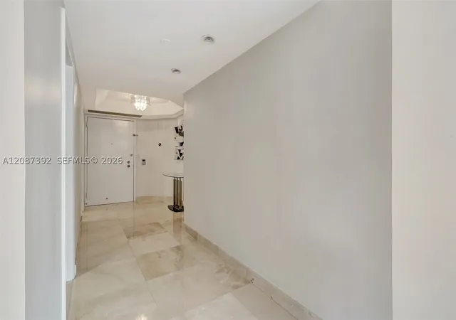 Photo 3 of Condo for sale at 4000 Island Blvd #402, Aventura, FL 33160 | MLS# A12087392 | Listing updated on 2026-09-14