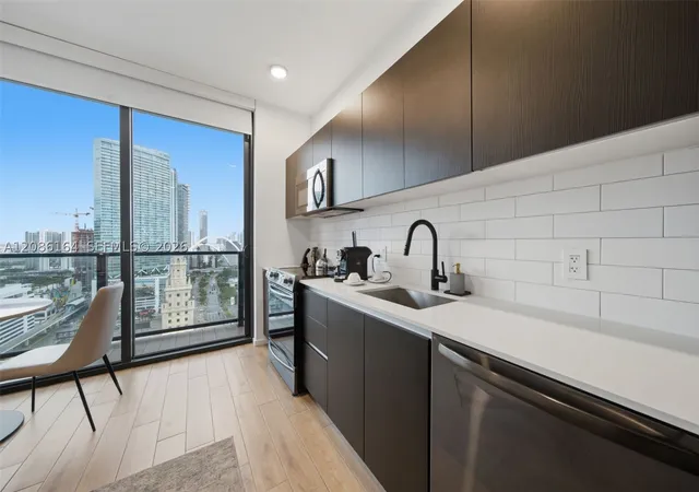 Photo 2 of Condo for sale at 398 Ne 5th Street #1902, Miami, FL 33132 | MLS# A12086164 | Listing updated on 2026-09-18