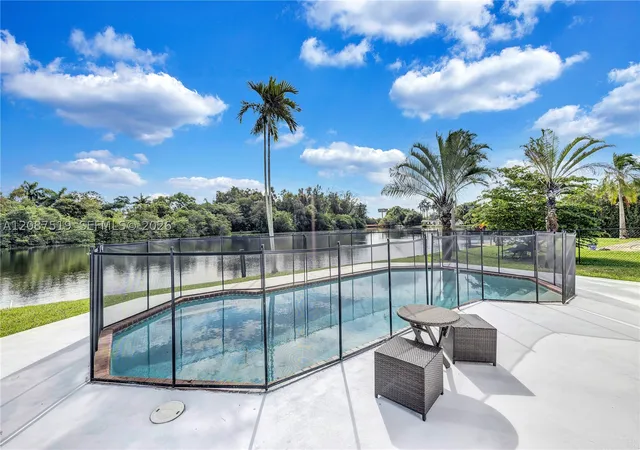Photo 1 of Single family home for sale at 217 N 31st Avenue, Hollywood, FL 33021 | MLS# A12087519 | Listing updated on 2026-09-11