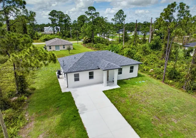 Photo 3 of Single family home for sale at 308 Mangonia, Lehigh Acres, FL 33974 | MLS# A12087530 | Listing updated on 2026-09-12