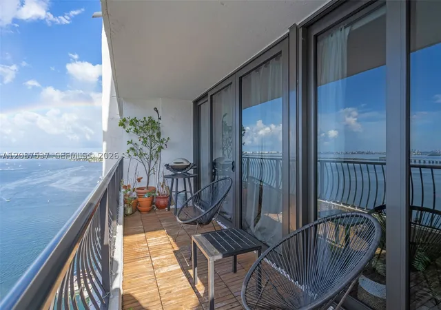 Photo 2 of Condo for sale at 555 Ne 15th Street #PH-D, Miami, FL 33132 | MLS# A12087537 | Listing updated on 2026-09-12