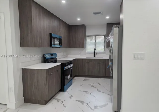 Photo 4 of Single family home for sale at 348 NW 8th Street, Pompano Beach, FL 33060 | MLS# A12087597 | Listing updated on 2026-09-18