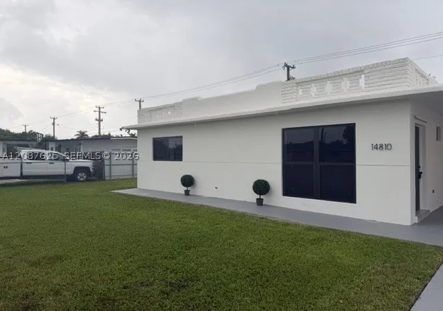 Photo 2 of Single family home for sale at 14810 Lincoln Dr, Homestead, FL 33033 | MLS# A12087625 | Listing updated on 2026-09-12