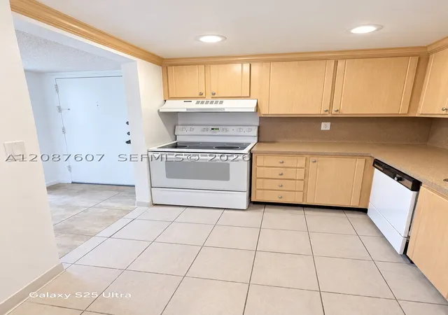 Photo 4 of Condo for sale at 301 Racquet Clb Rd #310, Weston, FL 33326 | MLS# A12087607 | Listing updated on 2026-09-16
