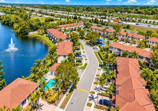 Photo 3 of Townhouse for sale at 220 Riverwalk Cir, Sunrise, FL 33326 | MLS# A12082751 | Listing updated on 2026-09-13