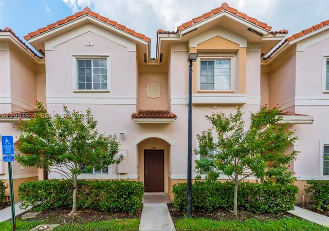 Photo 1 of Sale Pending at 8870 N Isles Cir, Tamarac, FL 33321 | MLS# A12087617 | Listing updated on 2026-10-06