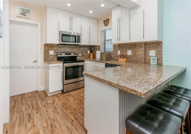 Photo 3 of Condo for sale at 3300 N Surf Rd #1A, Hollywood, FL 33019 | MLS# A12087734 | Listing updated on 2026-09-12