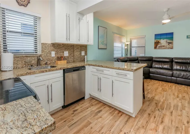 Photo 4 of Condo for sale at 3300 N Surf Rd #1A, Hollywood, FL 33019 | MLS# A12087734 | Listing updated on 2026-09-12