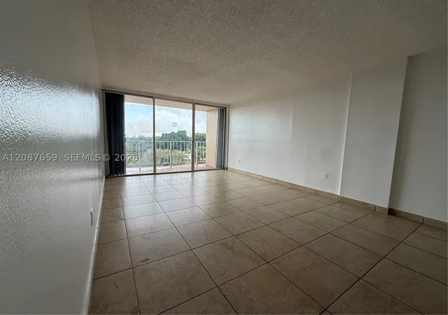 Condo for sale at 13120 SW 92nd Avenue #B-520, Miami, FL 33176 | MLS# A12087659