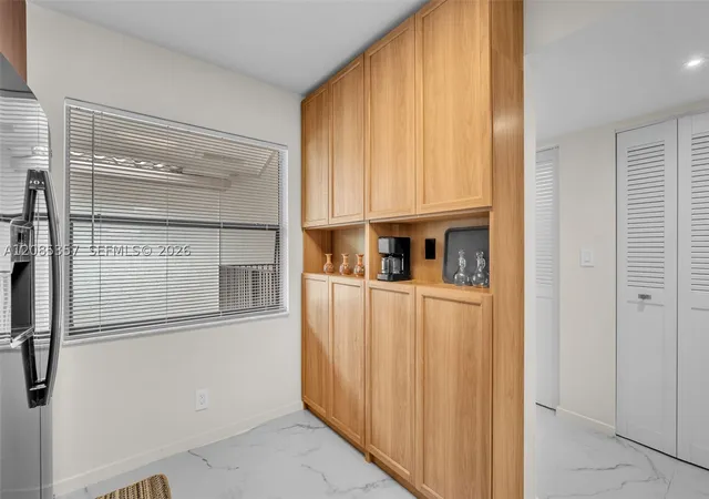 Listing Photo 5 - Condo for sale in building located at 11158 W Sample Rd, Coral Springs, FL 33065 - Unit #11158