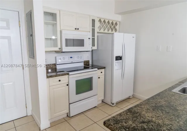 Condo for sale at 1 Glen Royal Pkwy #809, Miami, FL 33125 | MLS# A12087847