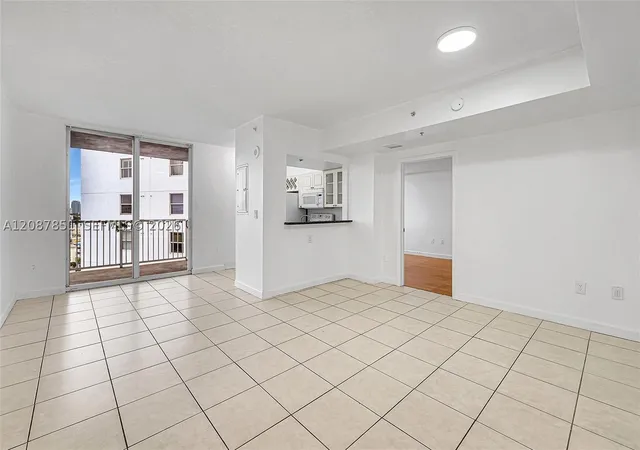 Photo 3 of Condo for sale at 1 Glen Royal Pkwy #1010, Miami, FL 33125 | MLS# A12087851 | Listing updated on 2026-09-17