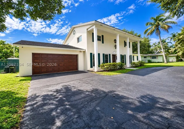 Photo 2 of Single family home for sale at 580 Nw 66th Avenue, Plantation, FL 33317 | MLS# A12087104 | Listing updated on 2026-09-16